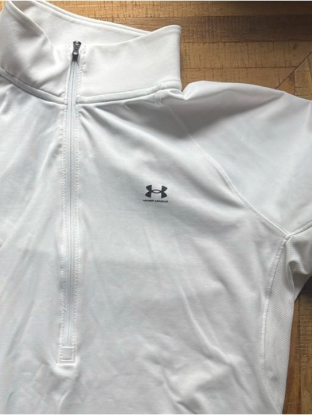 Under Armour Women's White Quarter-Zip Pullover, Large